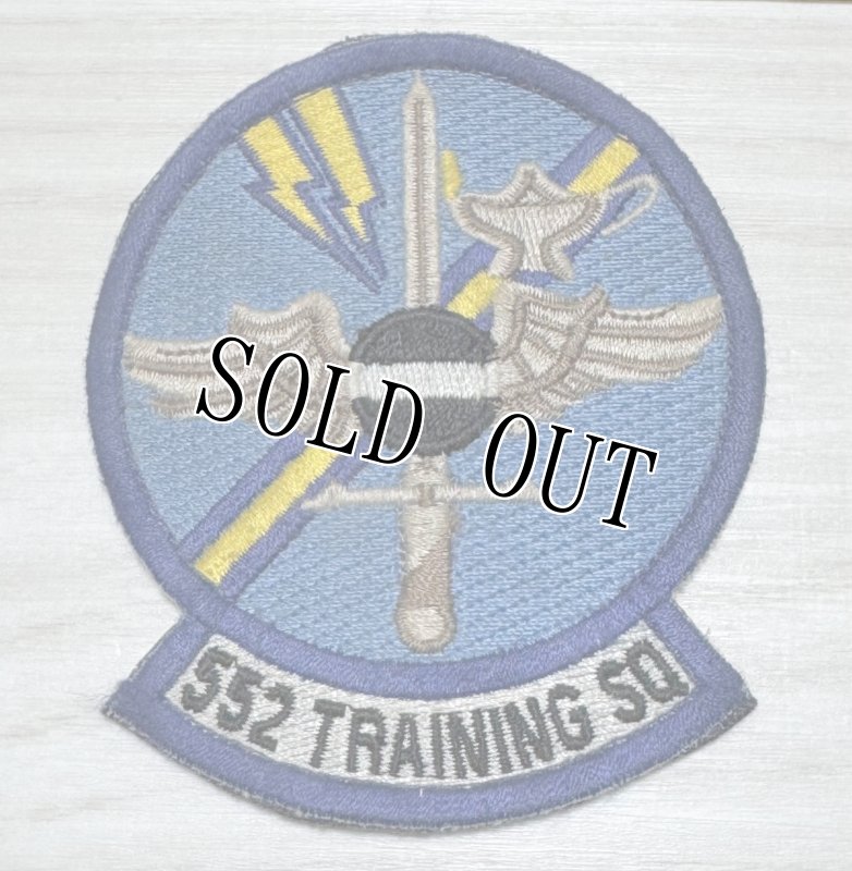 画像1: 米軍実物 USAF アメリカ空軍第552訓練飛行隊 (1)