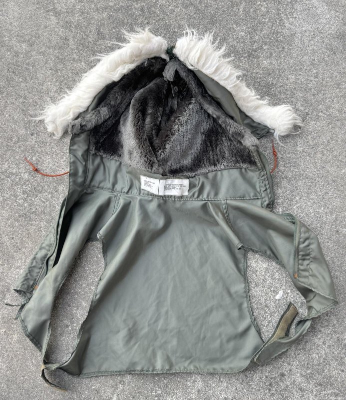 画像1: 米軍実物 ALPHA HOOD WINTER FLYERS ビンテージ フード (1)