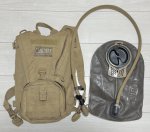 画像1: 米軍放出品 CAMELBAK キャメルバック   ハイドレーションバッグ AMBUSH（アンブッシュ）  (1)