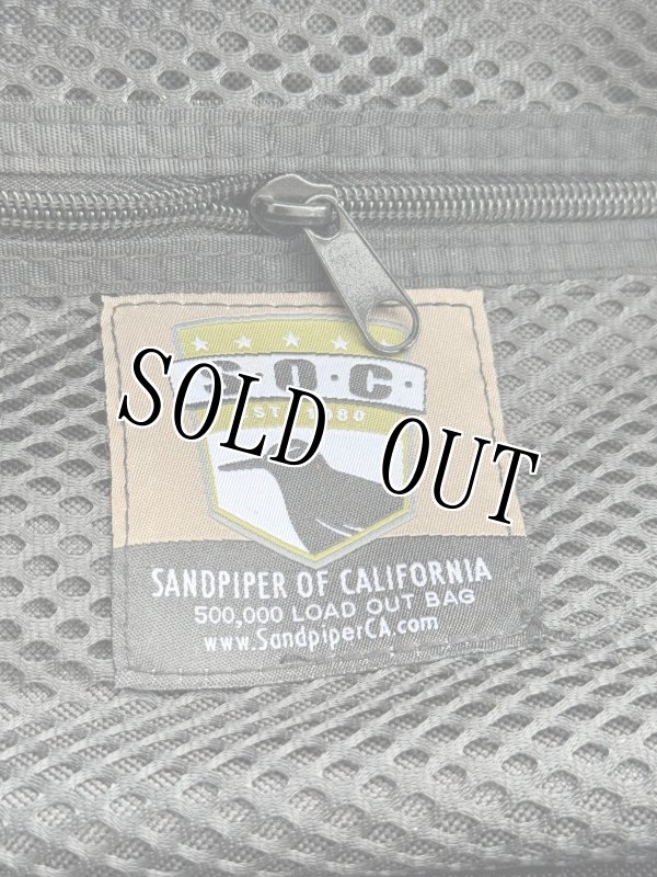 画像9: 米軍放出品 SOC SANDPIPER OF CALIFORNIA   ROLLING LOADOUT LUGGAGE X-LARGE BAG (9)