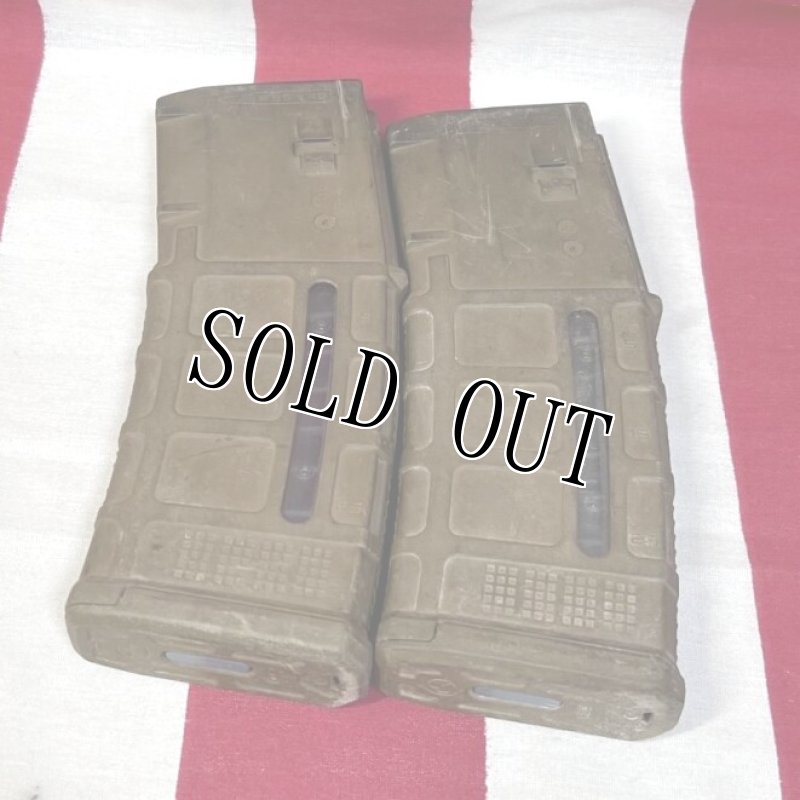 画像1: 米軍実物 MAGPUL PMAG 30 GEN M3 AR-15/M4/M16 30連マガジン   WINDOW 両窓 30rd マグ 5.56mm コヨーテタン　2個セット  (1)
