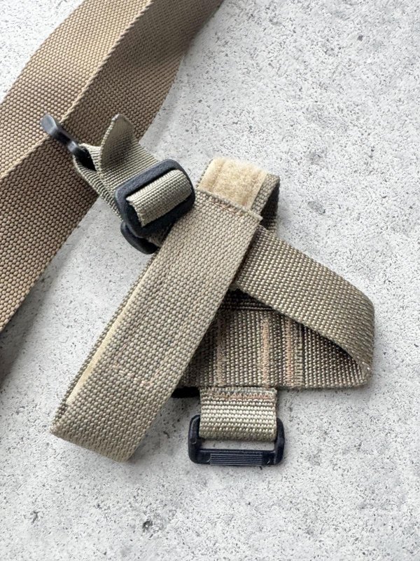 画像5: 米軍放出品 SPECTER 3-POINT SLING タン (5)