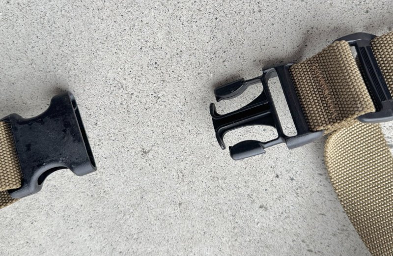 画像3: 米軍放出品 SPECTER 3-POINT SLING タン (3)