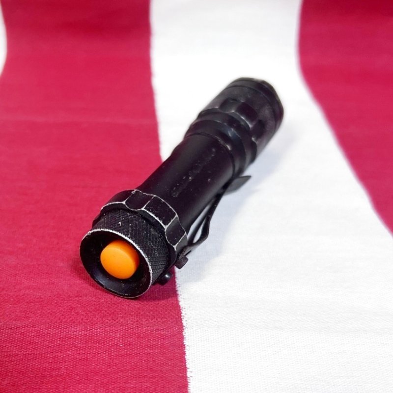 画像4: 米軍放出品 NORLITE LED ライト　懐中電灯   (4)
