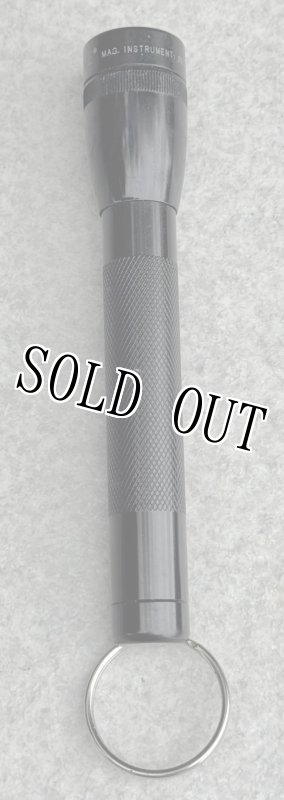 画像8: 米軍放出品 MAG-LITE MINI ミニマグラト 2AA 2個 (8)