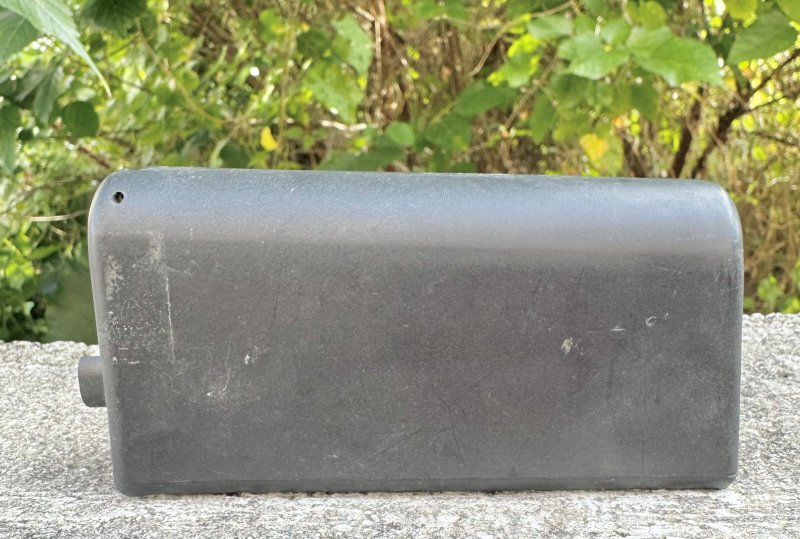 画像2: 米軍実物 レア M249 ミニミ  エクステンデッド  チークレスト パーツ  (2)