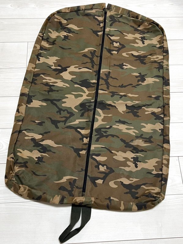 画像1: 米軍放出品　ウッドランドカモフラージュ柄　迷彩衣装ケース (1)