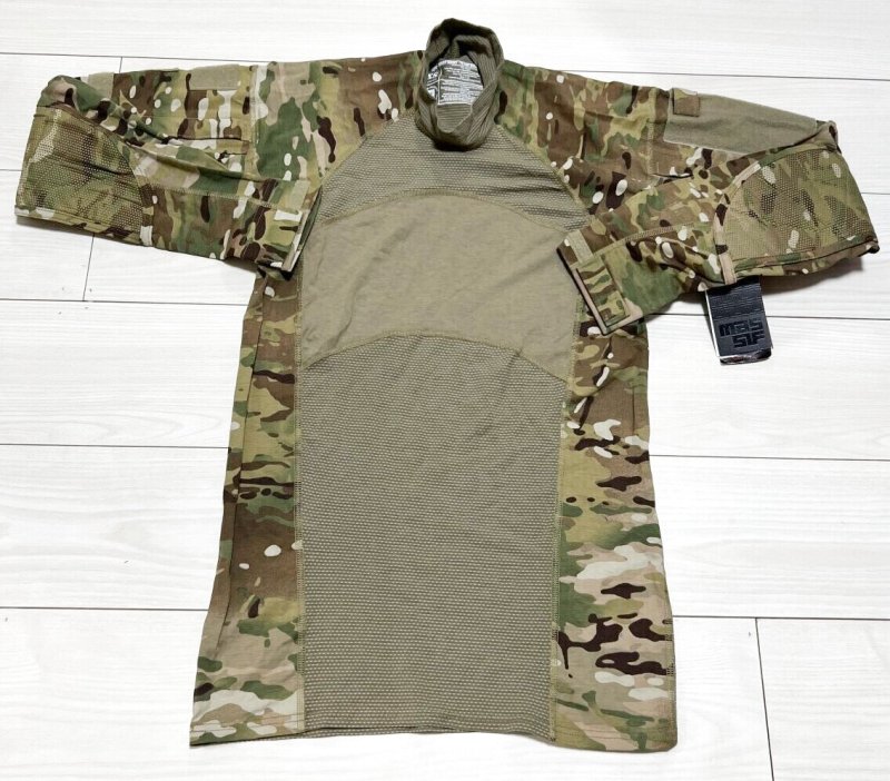 画像1: 米軍実物 マルチカム MASSIF COMBAT SHIRT　コンバットシャツ　 XS (1)