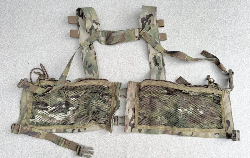 画像9: ORDNANCE TACTICAL OKINAWA 沖縄オードナンス製 FRONT FASTEX CHEST RIG (9)