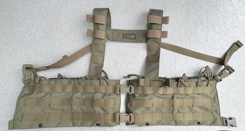 画像8: ORDNANCE TACTICAL OKINAWA 沖縄オードナンス製 FRONT FASTEX CHEST RIG (8)