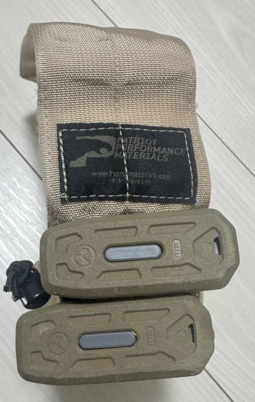 画像6: 米軍放出品 PATRIOT PERFORMANCE Materials M4/M16 デザート3C ダブルマガジン ポーチ  (6)