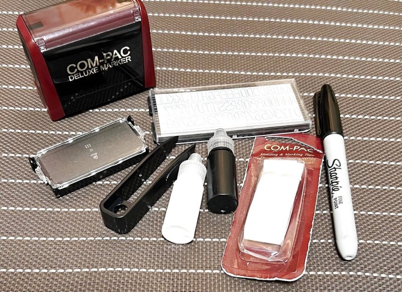 画像1: 米軍放出品　COM-PAC DELUXE MARKER スタンプセット (1)