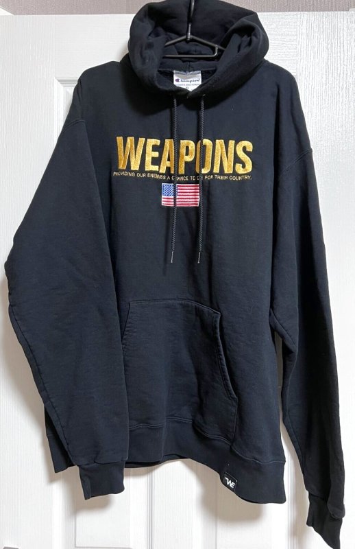 画像1: 米軍放出品 WEAPONS　ロゴ刺繍　チャンピオンスウェットパーカー　XL (1)