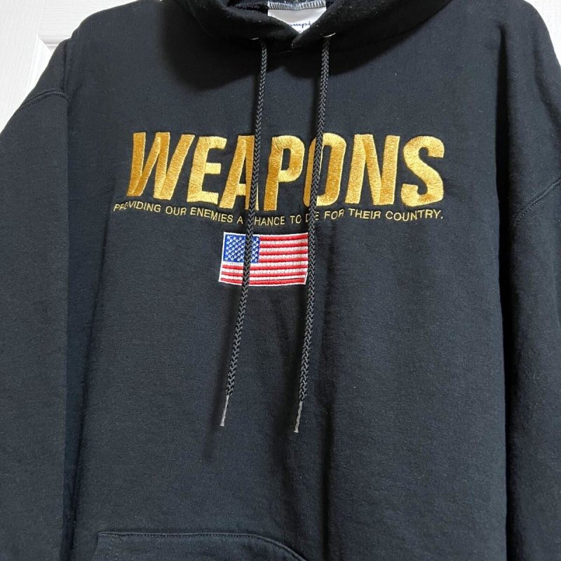 画像2: 米軍放出品 WEAPONS　ロゴ刺繍　チャンピオンスウェットパーカー　XL (2)