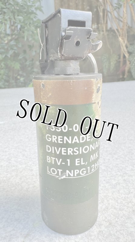 画像2: 米軍実物 9BANG フラッシュグレネード  (2)