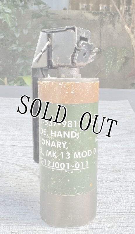 画像2: 米軍実物 9BANG フラッシュグレネード  (2)