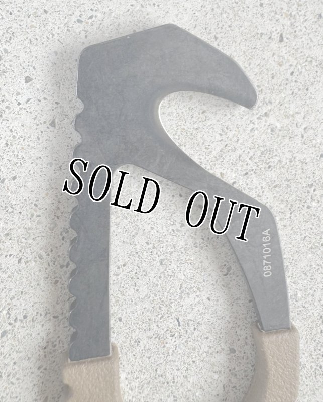 画像4: 米軍実物 GERBER レスキューツール  ガラスブレイカー ストラップカッター  (4)