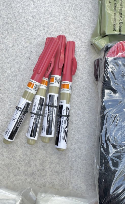 画像4: 米軍実物 USMC Combat Lifesaver Kit NORTH AMERICAN RESCUE (4)