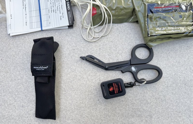 画像10: 米軍実物 USMC Combat Lifesaver Kit NORTH AMERICAN RESCUE (10)