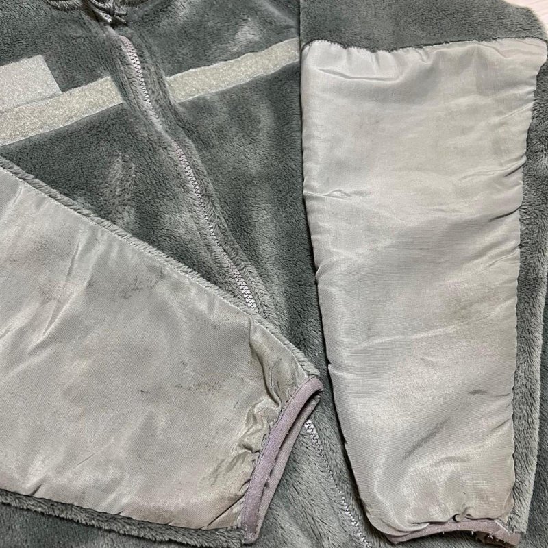 画像2: 米軍実物 JACKET,FLEECE COLD WEATHER(GENIII）  ポーラテックフリースジャケット　L-R (2)