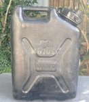 画像1: 米軍実物 WATER タンク　ブラック  (プラスチック) (1)