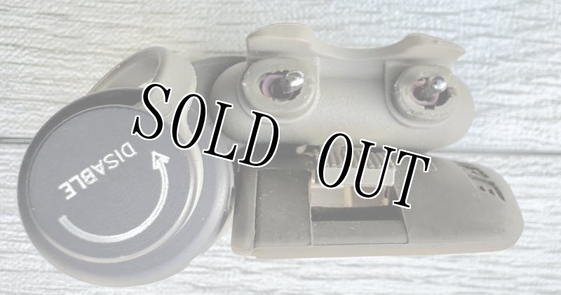 画像4: 米軍実物 SUREFIRE ヘルメットライト イエローグリーン 赤外線 タン (4)