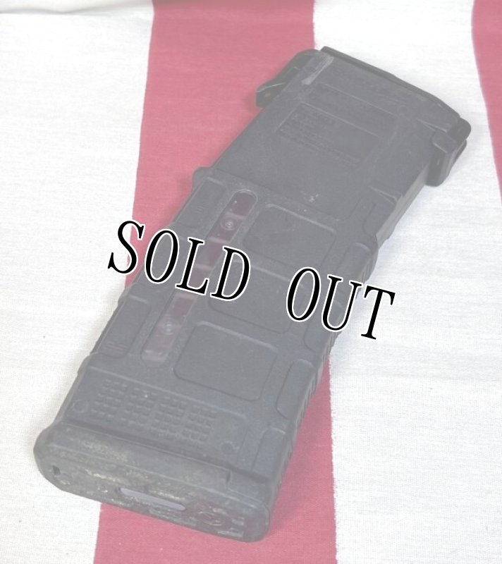 画像2: 米軍実物  MAGPUL PMAG 30 GEN M3 AR-15/M4/M16 30連マガジン   WINDOW 両窓 30rd マグ 5.56mmブラック (2)