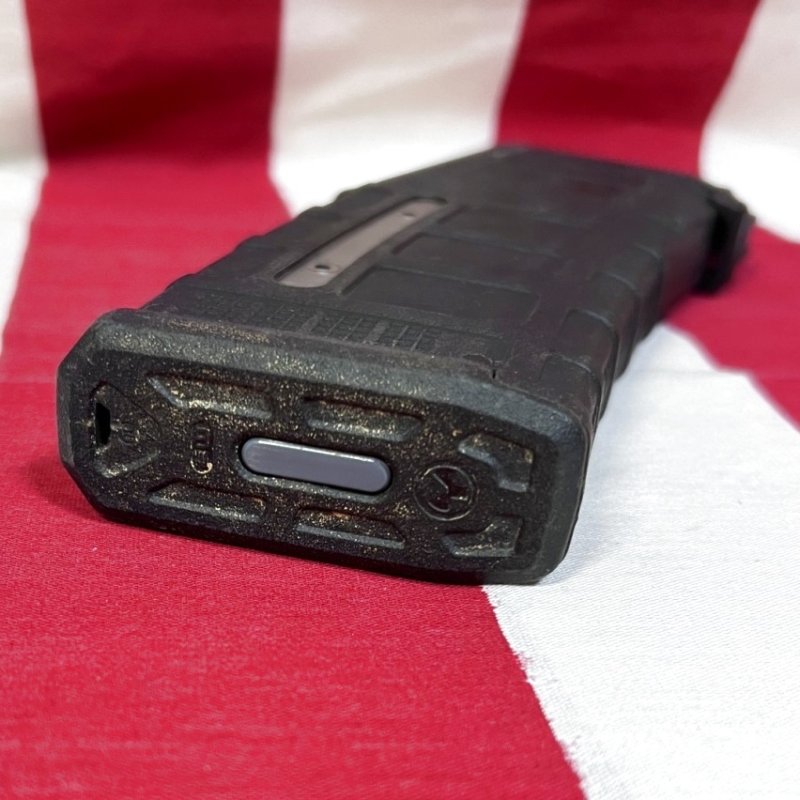 画像3: 米軍実物  MAGPUL PMAG 30 GEN M3 AR-15/M4/M16 30連マガジン   WINDOW 両窓 30rd マグ 5.56mmブラック (3)