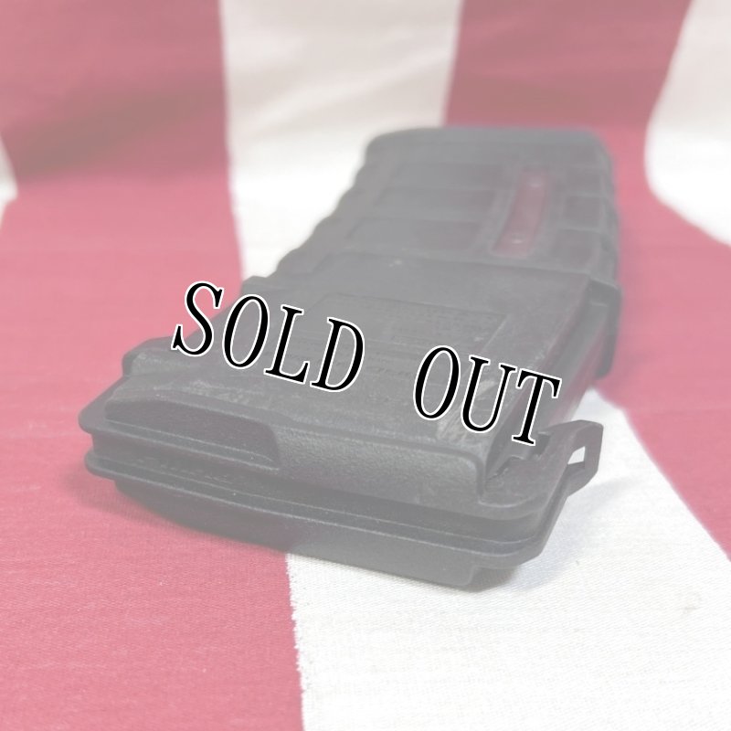 画像4: 米軍実物  MAGPUL PMAG 30 GEN M3 AR-15/M4/M16 30連マガジン   WINDOW 両窓 30rd マグ 5.56mmブラック (4)