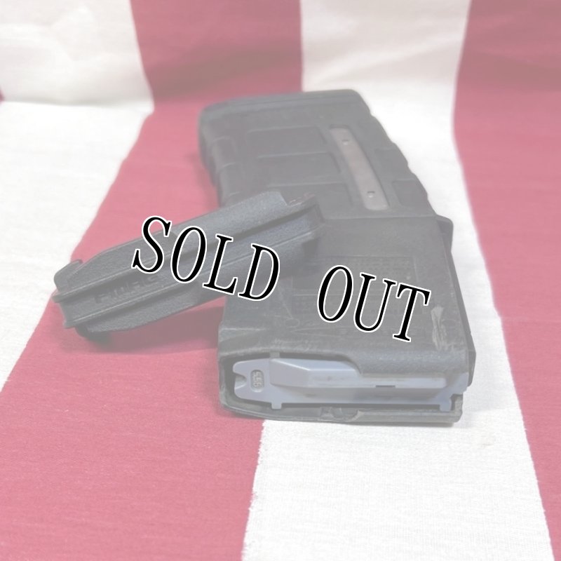 画像5: 米軍実物  MAGPUL PMAG 30 GEN M3 AR-15/M4/M16 30連マガジン   WINDOW 両窓 30rd マグ 5.56mmブラック (5)