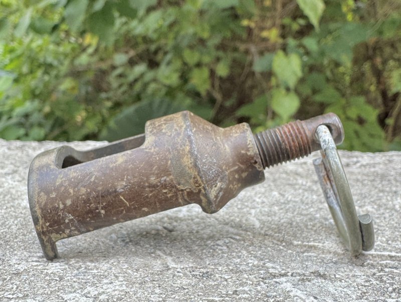 画像4: 米軍実物 5.56mm BFA ブランクアダプター レッド　 (4)