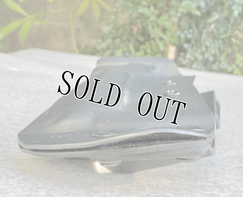 画像4: 米軍放出品 BLADE TECH UCH ベレッタ 右利き用 ホルスター   (4)