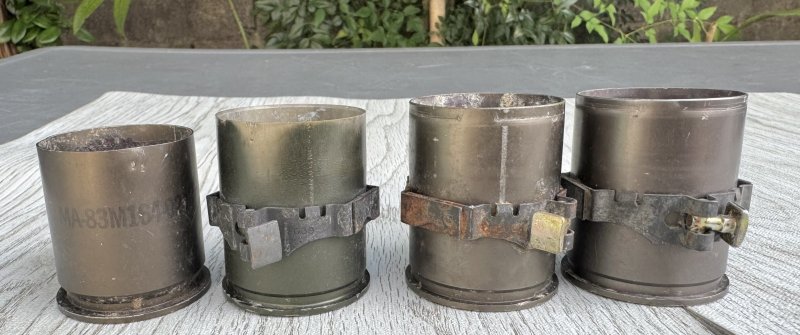 画像1: 米軍実物 40mmグレネード弾 1個セット リンク付 使用済 安全品 (1)
