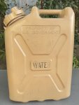 画像1: 米軍実物 WATER タンク　デザート (プラスチック) (1)