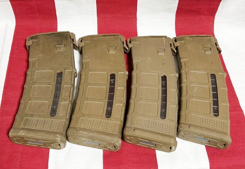 画像1: 米軍実物 MAGPUL PMAG 30 GEN M3 AR-15/M4/M16 30連マガジン   WINDOW 両窓 30rd マグ 5.56mm コヨーテタン 4個セット  (1)