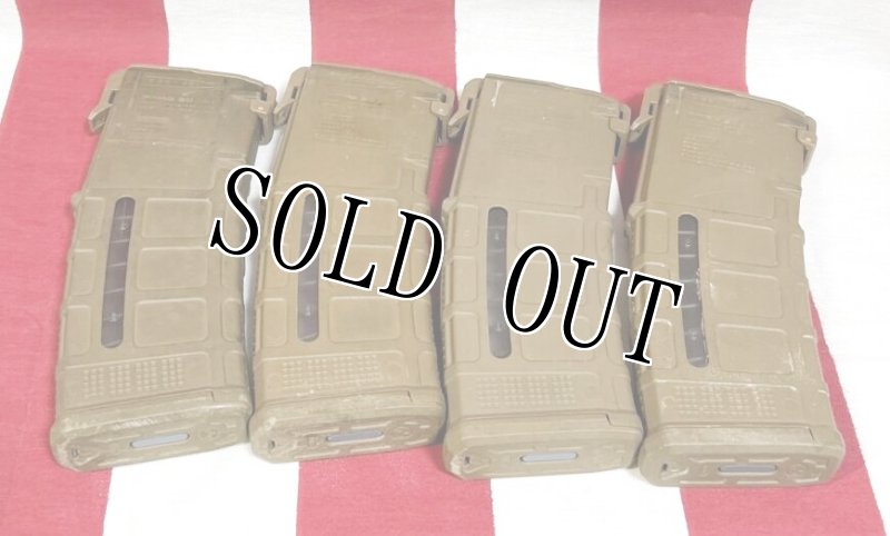 画像2: 米軍実物 MAGPUL PMAG 30 GEN M3 AR-15/M4/M16 30連マガジン   WINDOW 両窓 30rd マグ 5.56mm コヨーテタン　4個セット  (2)