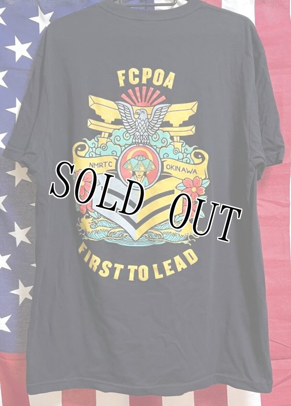 画像1: 米軍放出品　US NAVY FCPOA　Tシャツ　LARGE (1)