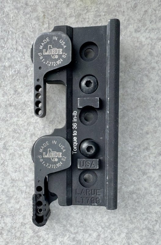 画像1: 激レア！！米軍実物 LARUE LT799 Trijicon ACOG QDマウント (1)