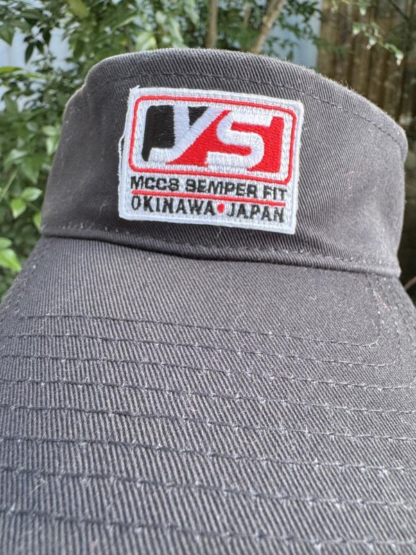 画像7: 米軍放出品 MCCS Okinawa Semper Fit Youth Sports サンバイザー  (7)