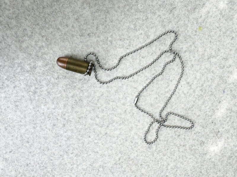 画像2: 米軍実物　アクセサリー弾　ネックレス (2)