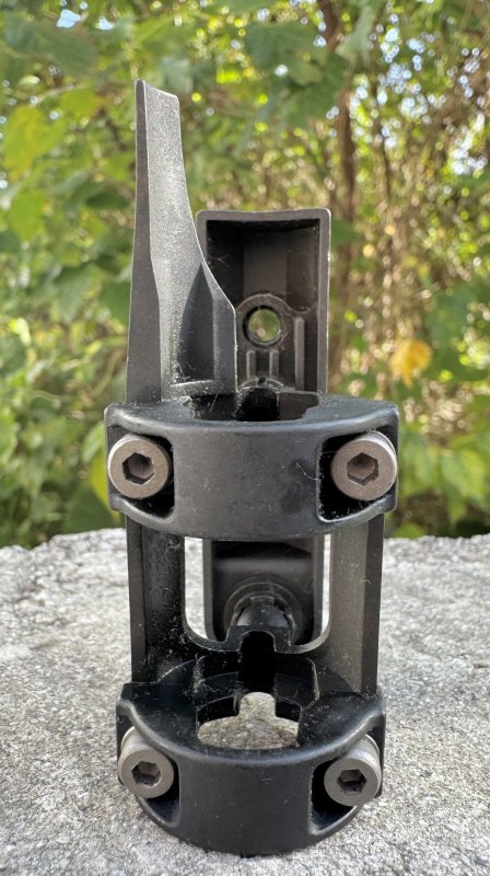 画像5: 米軍実物 INSIGHT TECHNOLOGY M4/M16A2  AN/PAQ-4B. 4C. PEQ-2. 2A バレルマウントアッセンブリー  (5)