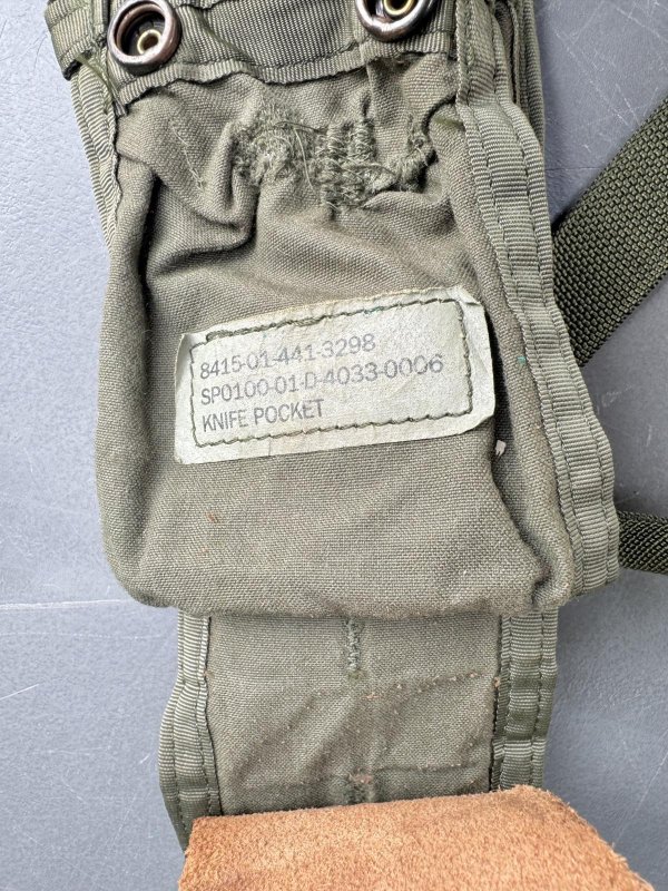 画像5: 米軍実物 エアークルー サバイバル ベスト  ナイフポケット w/レザーインサート　B12K (5)