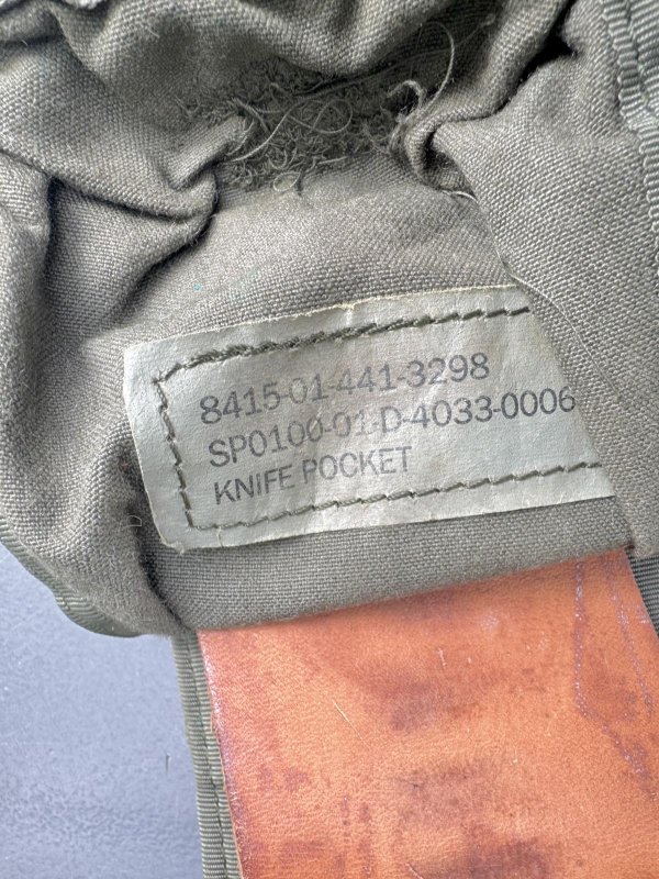 画像4: 米軍実物 エアークルー サバイバル ベスト  ナイフポケット w/レザーインサート　B12K (4)