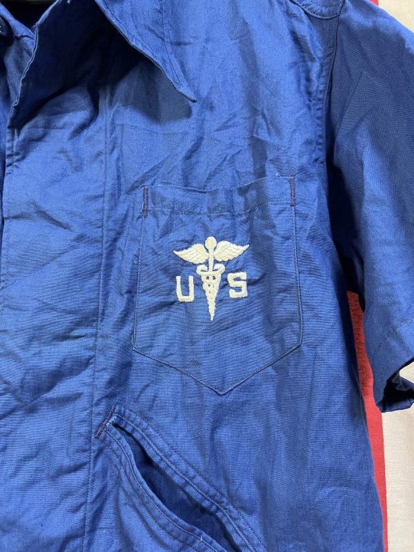 画像2: 米軍実物　U,S,NAVY MEDIC 1979 メディカルシャツ　MEDIUM (2)