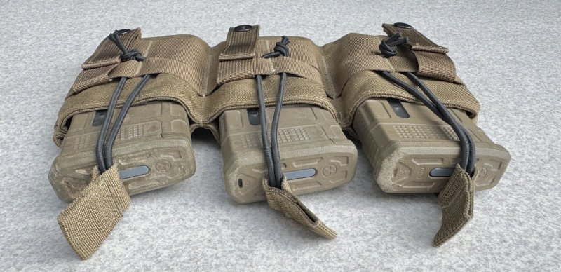 画像1: 海兵隊放出品 TAC SHIELD トリプルマグポーチ (1)