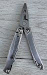 画像1: 米軍放出品 LEATHERMAN REV レザーマン マルチツール  (1)
