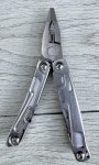 画像2: 米軍放出品 LEATHERMAN REV レザーマン マルチツール  (2)