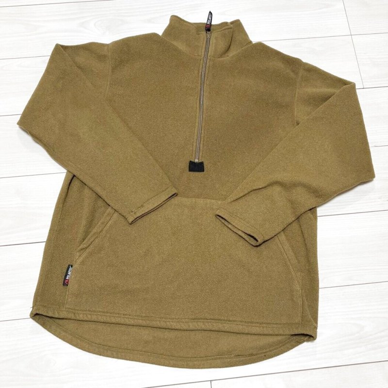 画像1: 米海兵隊実物　USMC ポーラテックフリース　コヨーテ　MEDIUM (1)
