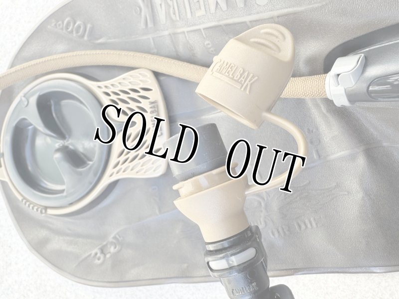 画像11: 米軍放出品 CAMELBAK キャメルバック   ハイドレーションバッグ AMBUSH（アンブッシュ）  (11)