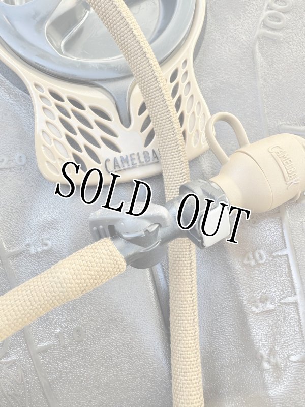 画像12: 米軍放出品 CAMELBAK キャメルバック   ハイドレーションバッグ AMBUSH（アンブッシュ）  (12)